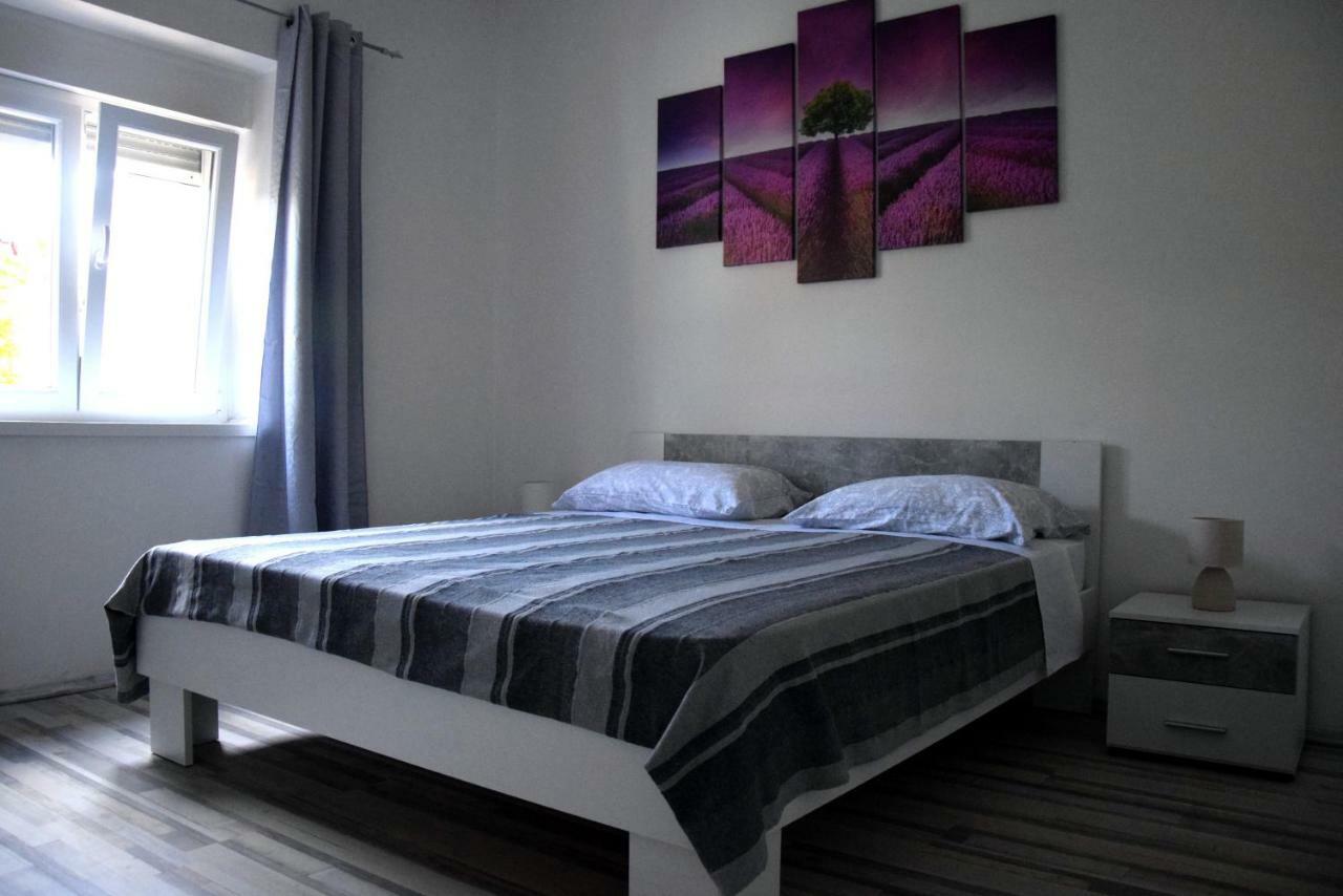 Апартаменти Apartman Ana Сали Екстер'єр фото