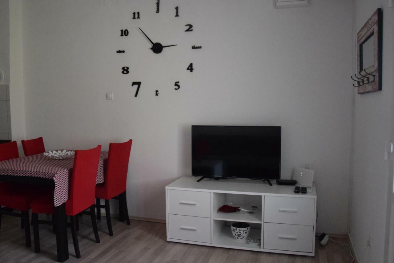 Апартаменти Apartman Ana Сали Екстер'єр фото